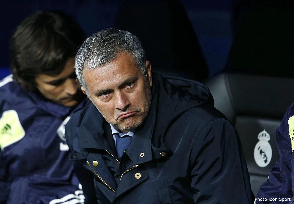 mourinho annonce lui meme son arrivee a chelsea iconsport mar 170513 05 0357913