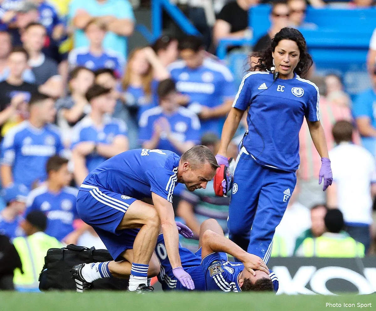 mourinho ejecte eva carneiro du banc de chelsea iconsport spi 080815 08 03118067
