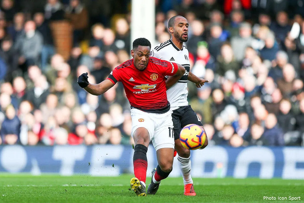 mu martial est le nouveau ronaldo il recoit un hommage xxl icon ap 12103981244633