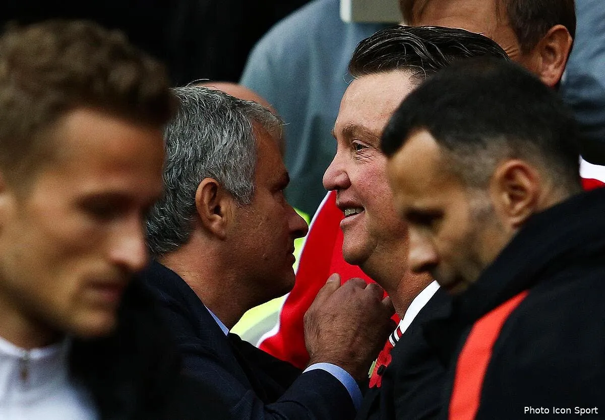 mu un mauvais depart mourinho accuse van gaal iconsport bpi 261014 02 01156150