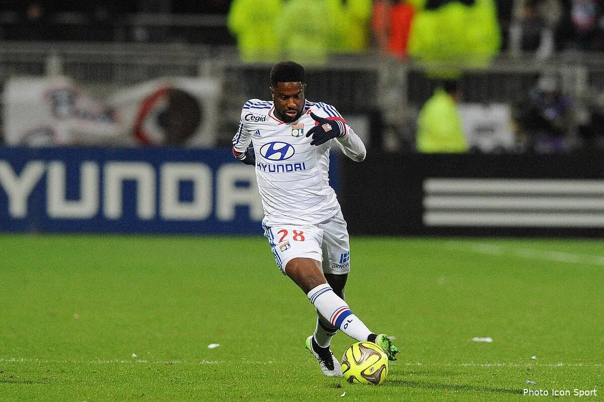 mvuemba cache mal sa colere contre fournier a l ol iconsport jpt 121214 81 18110157