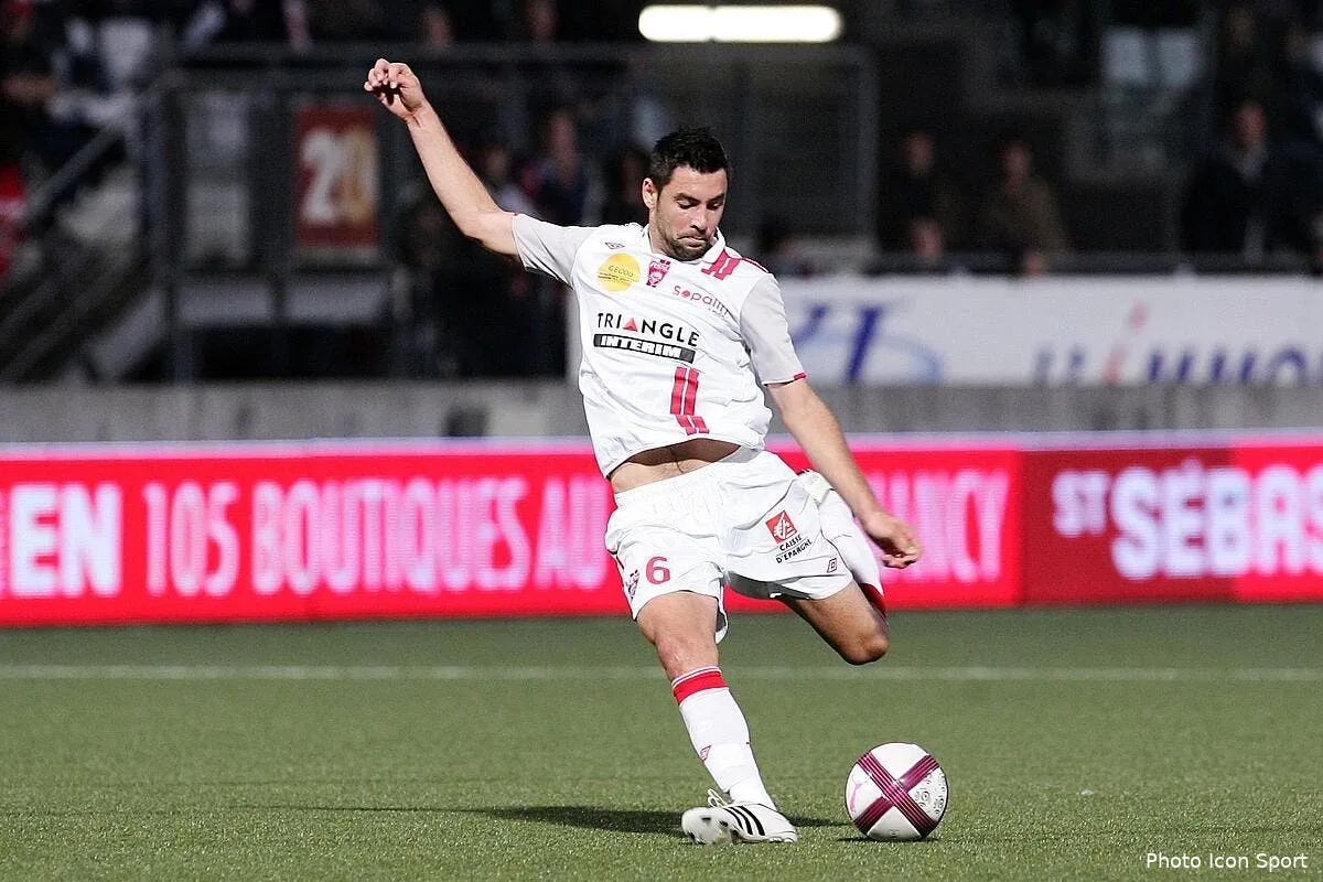 nancy doit jouer avec ses armes pour battre le psg iconsport mrv 061111 64 2027364