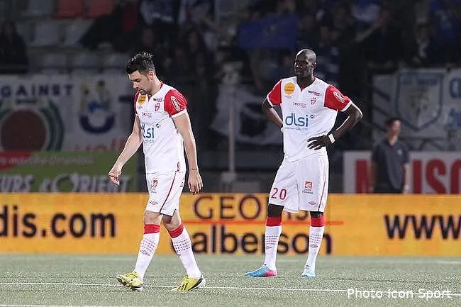 nancy fera tout pour eviter de plonger totalement dans le vide nancy le chardon ne piquera plus iconsport mrv 180513 01 02 5744157635