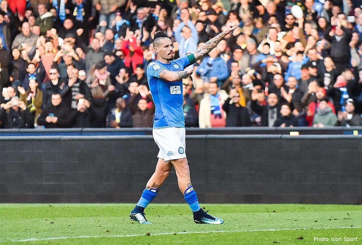 naples bon joueur maradona est heureux pour hamsik iconsport icon ipp 231217 02 04204455