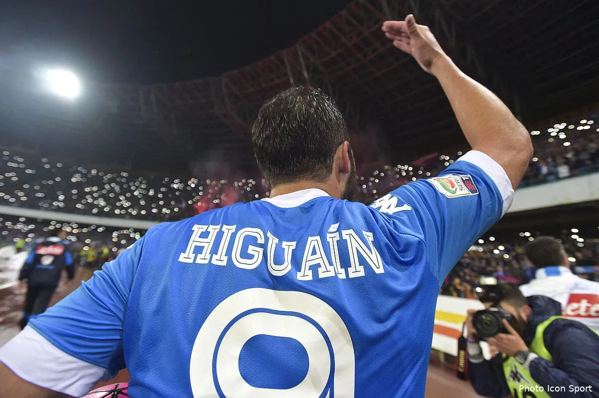 naples higuain de laurentiis fifa maradona sort la faucheuse iconsport ipp 150516 05 06149886