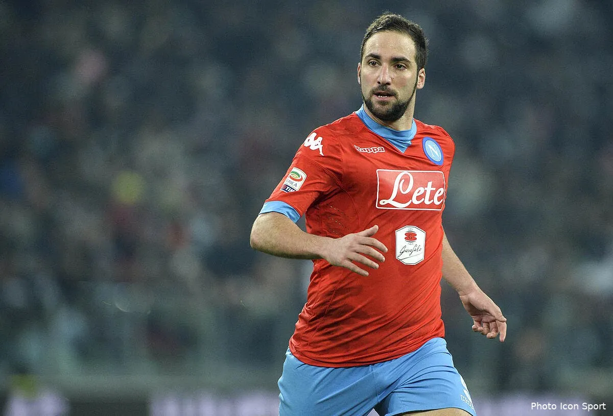 naples trop gros higuain ne peut rien pour le napoli higuain 1134960