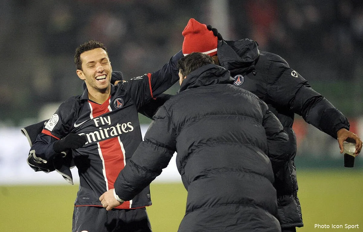 nene et tiene echangent des coups a l entrainement iconsport per 111210 47 3618756