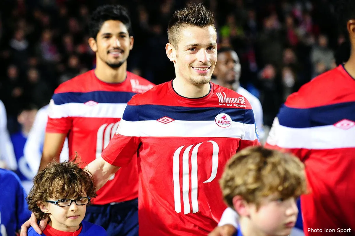 newcastle et manchester united a la bagarre pour debuchy iconsport noe 180312 404 6333166