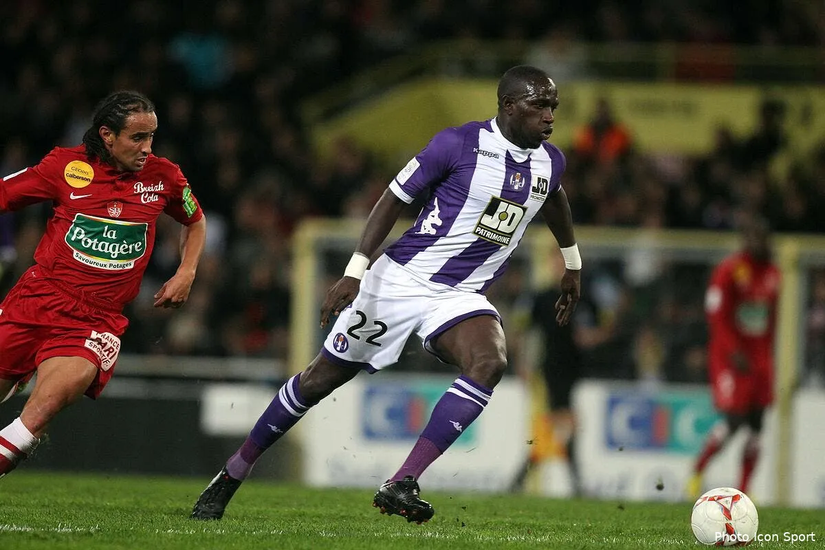 newcastle veut encore agrandir sa colonie francaise iconsport blo 271012 01 0441775