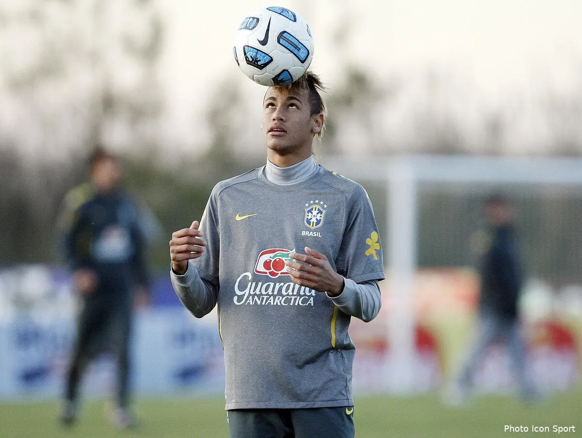 neymar declare intransferable par santos iconsport pho 300611 01 0321415
