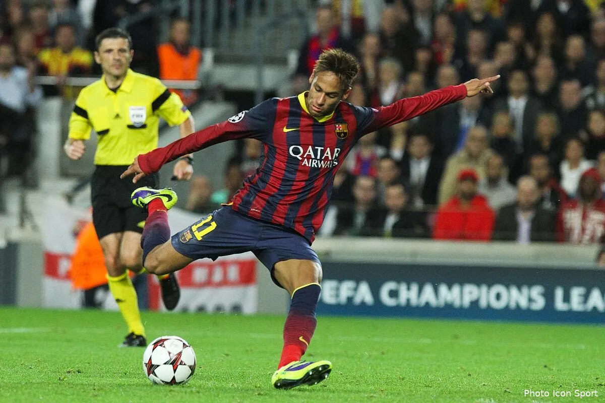 neymar est au niveau de messi pour daniel alves iconsport lof 061113 82 1669913