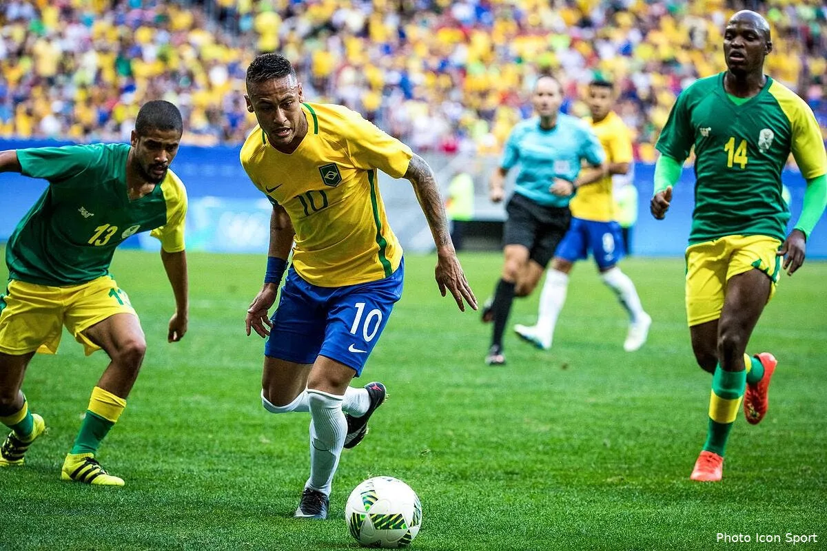 neymar peut faire une messi le bresil supplie ses supporters neymar 19151354