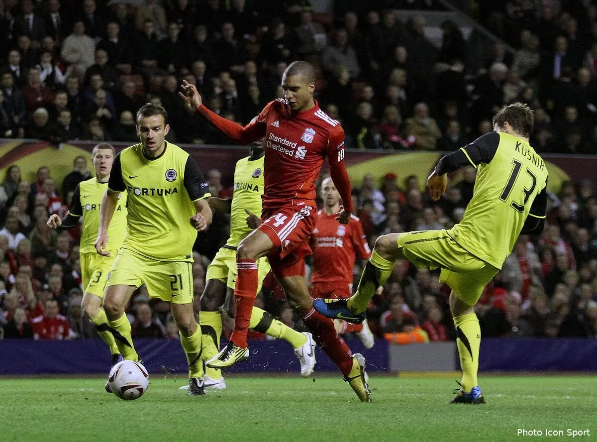 ngog signe aussi a bolton iconsport spi 240211 32 0624120