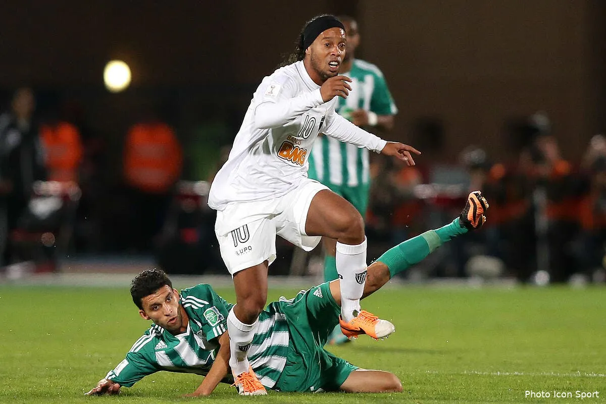 ni psg ni premier league ronaldhinho jouera avec thierry henry iconsport fir 181213 01 0188563