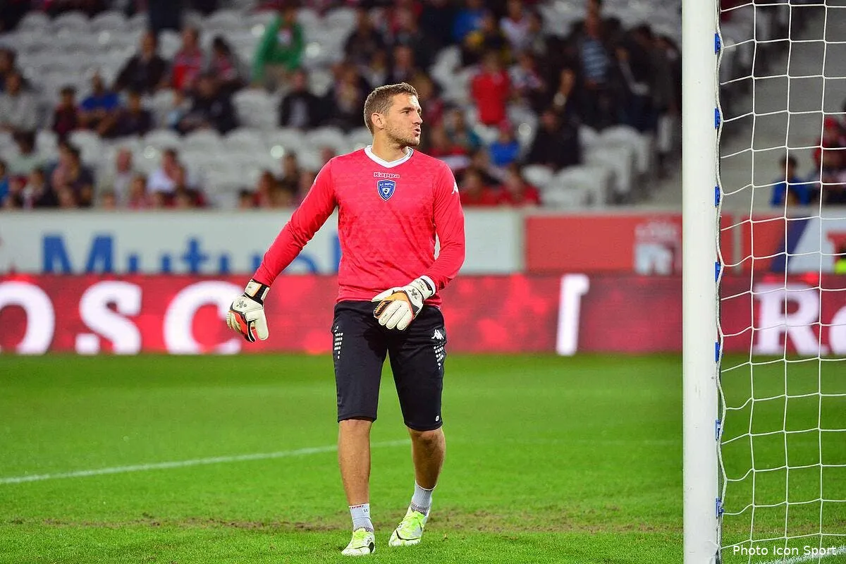 nice accuse gravement le gardien remplacant de bastia iconsport win 270914 60 8594719