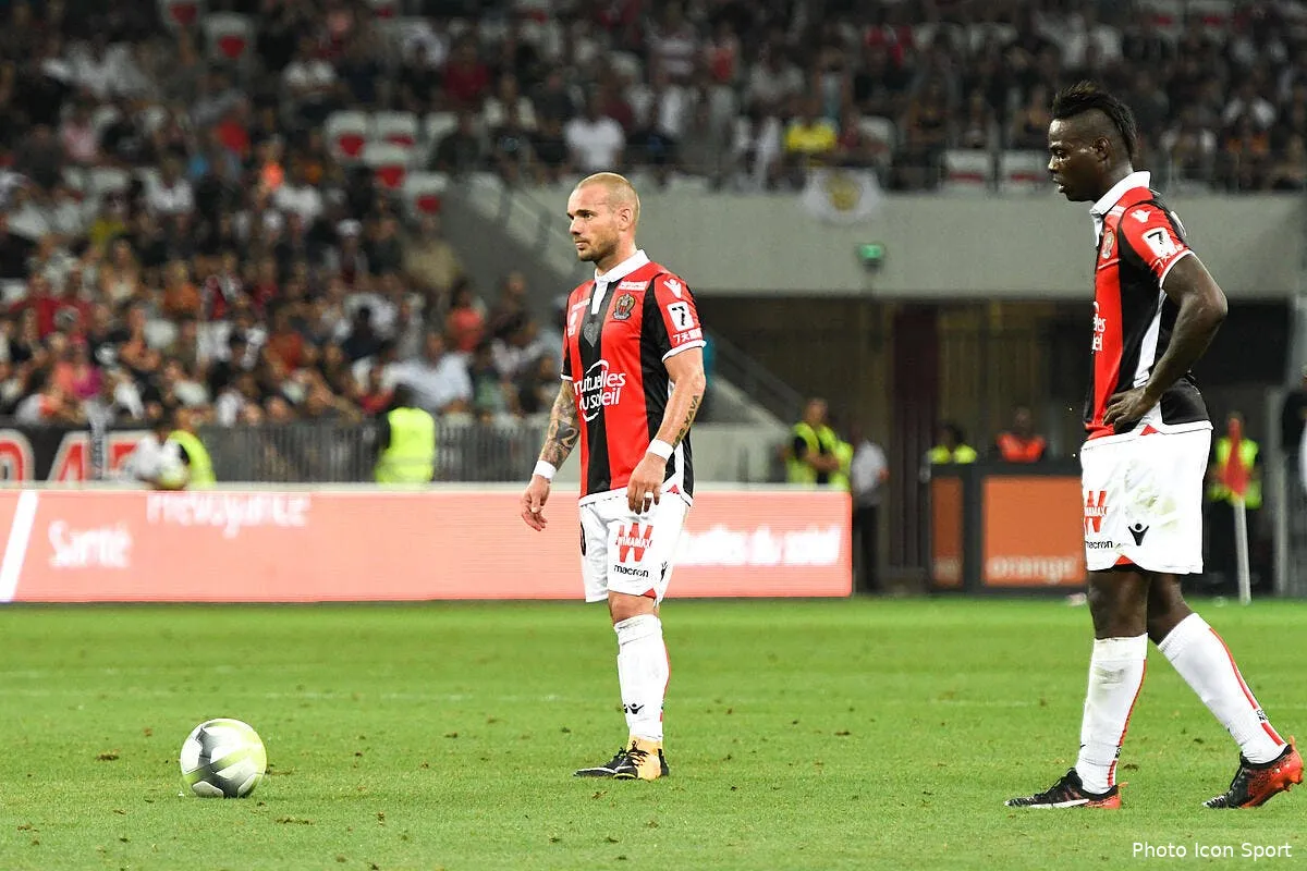 nice avec sneijder et balotelli d entree contre naples iconsport icon zua 190817 08 50190449