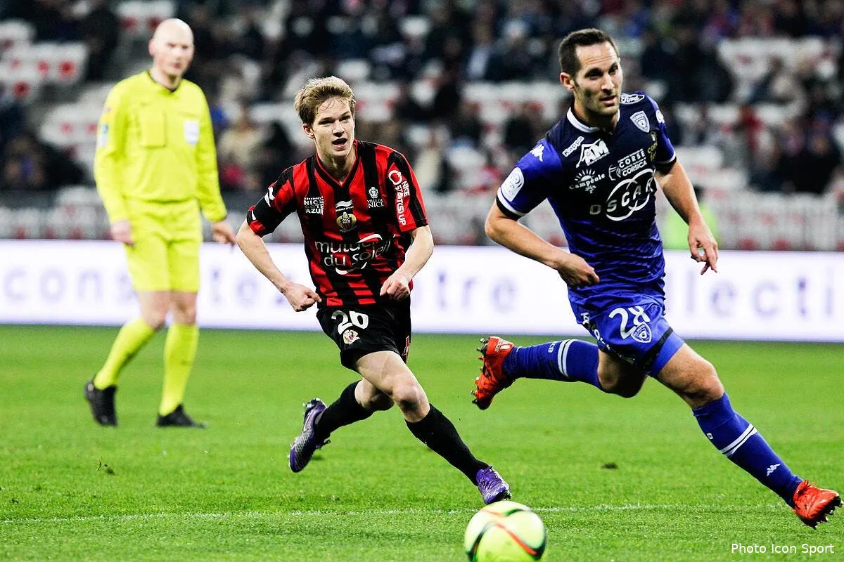 nice bastia match chaud et les aiglons perdent des plumes iconsport apn 260216 01 01134904