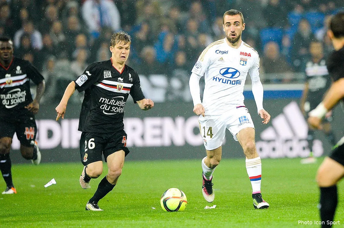 nice ol lyon autorise a avoir 100 supporters pas un de plus iconsport jpt 150416 08 57157720