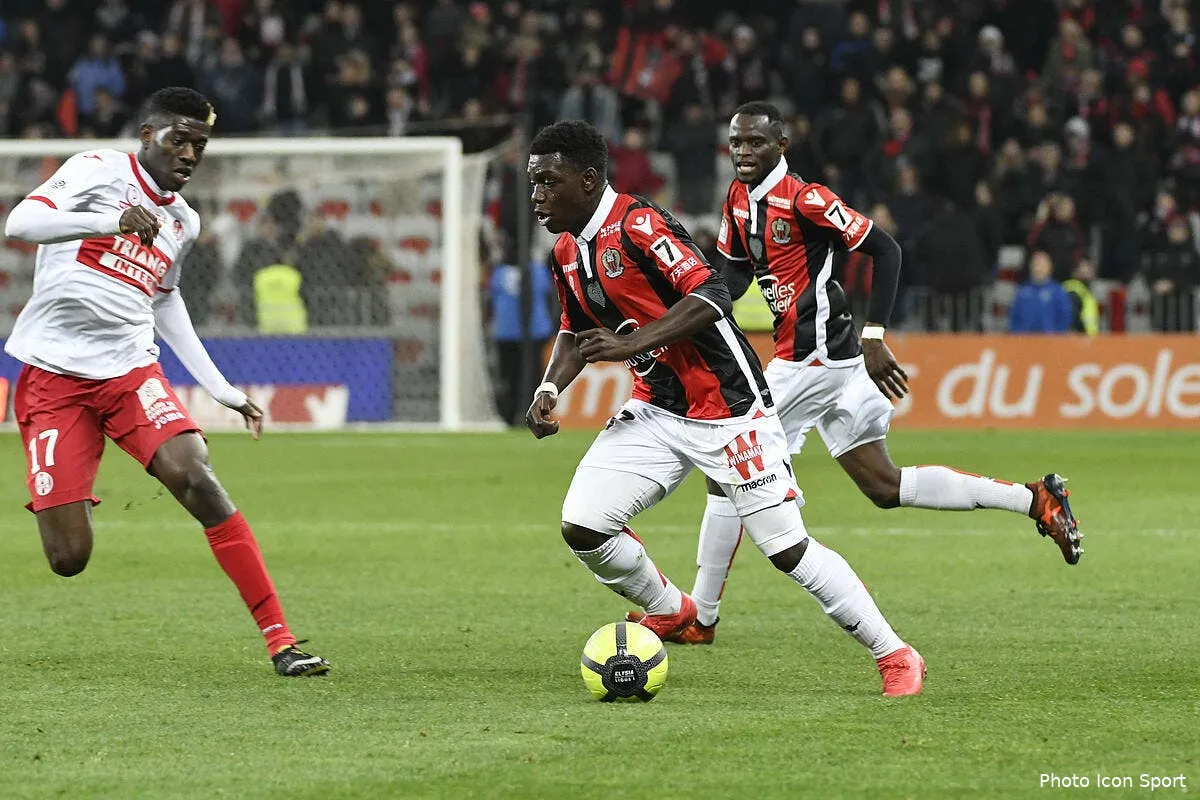 nice sans balotelli le gym tire la langue iconsport icon anp 030218 05 13 1208891