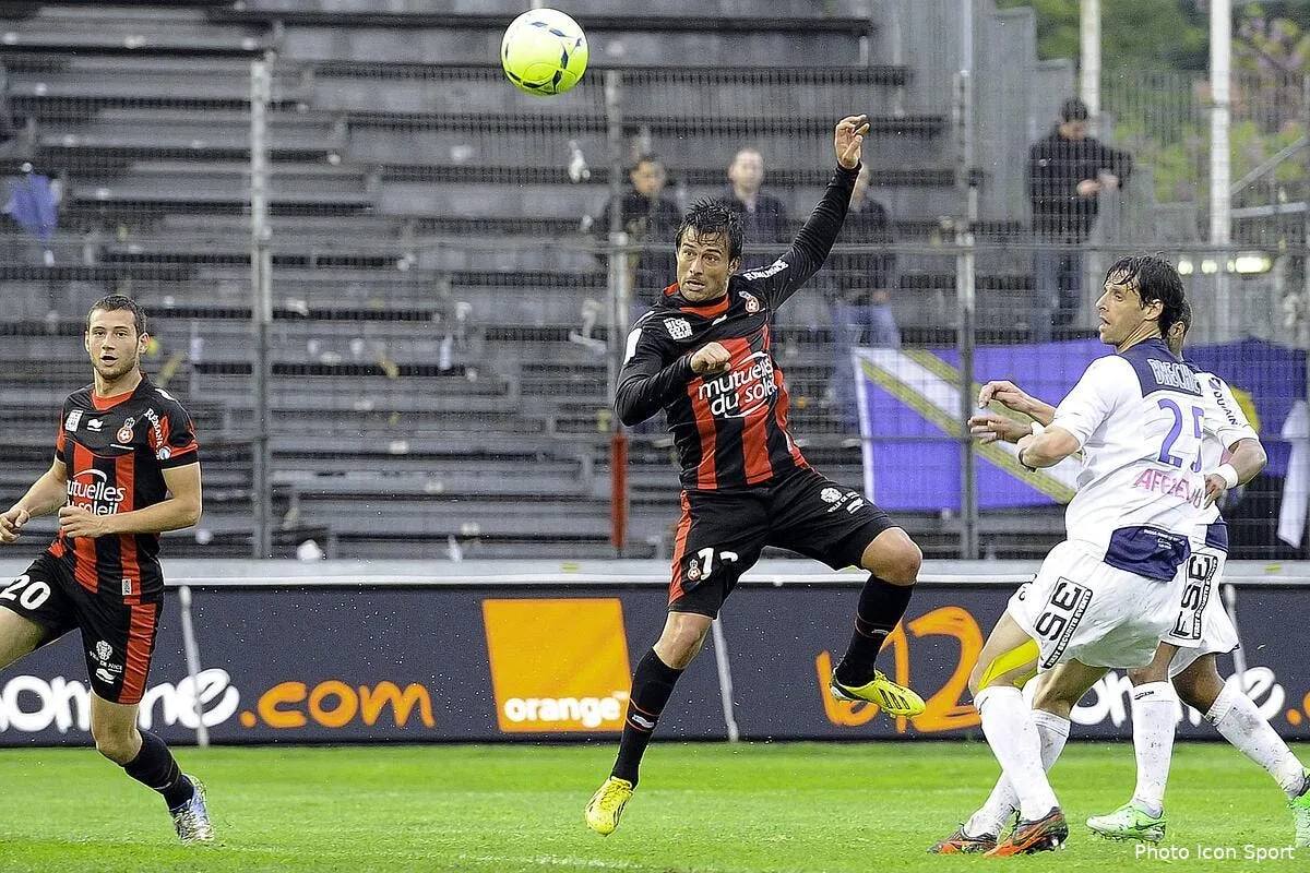 nice se rapproche du podium et troyes de la l2 iconsport aim 280413 08 0155777