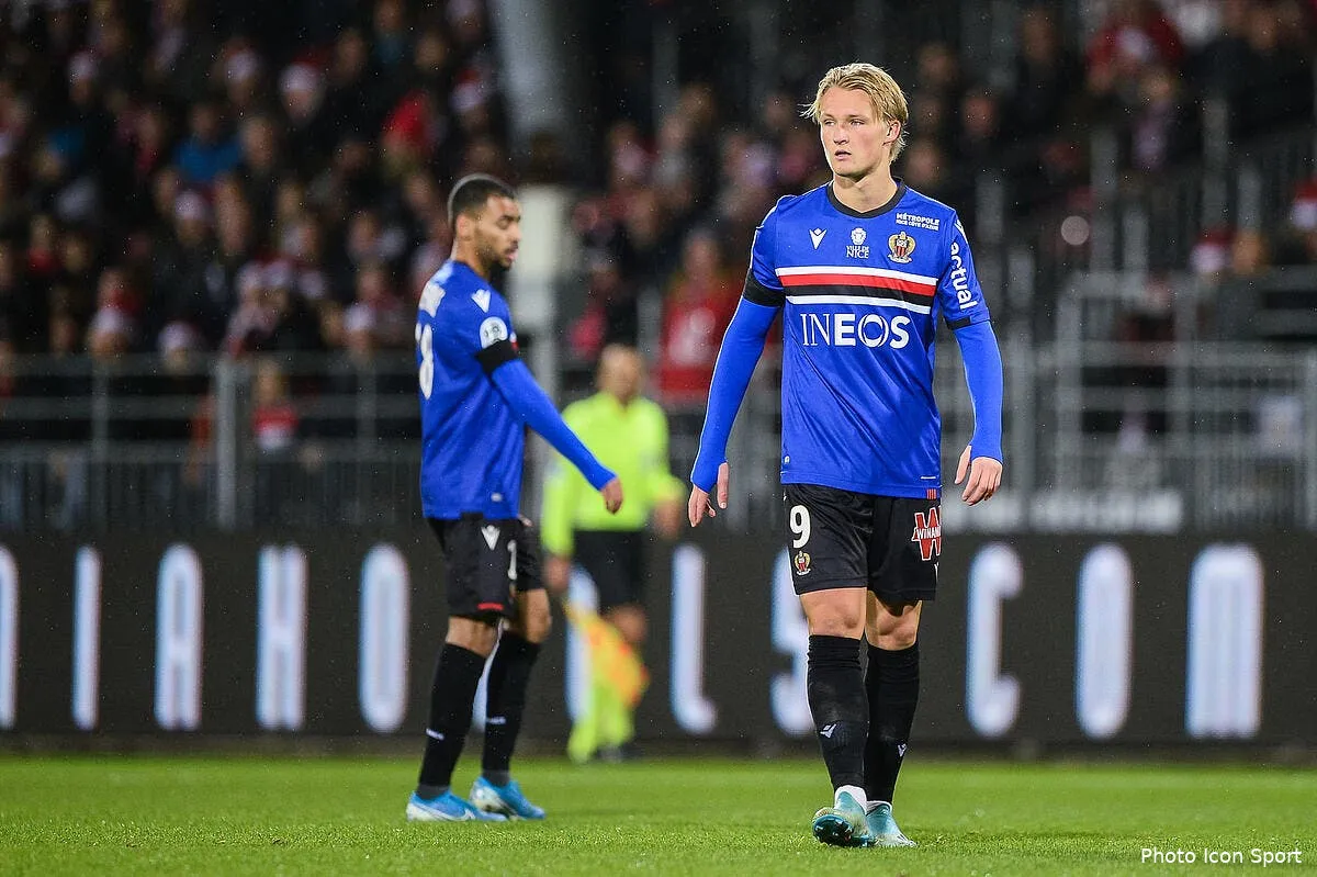 nice susceptible meprisant dolberg a vite cerne les arbitres de l1 dolberg 2273273