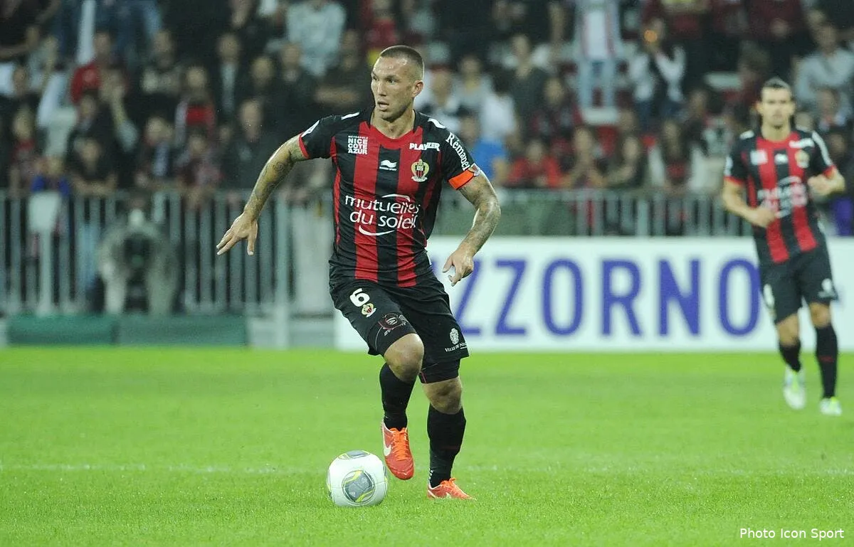 nice version exterieur c est moins la fete iconsport anr 181013 05 5268479