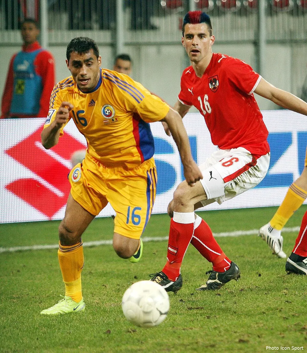 nicolita tout proche de l asse iconsport die 010409 74 0324046