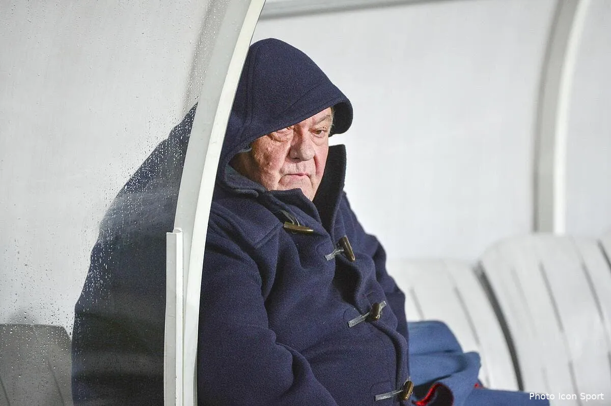 nicollin lache aulas et vote psg pour le titre iconsport wip 220114 05 02109349