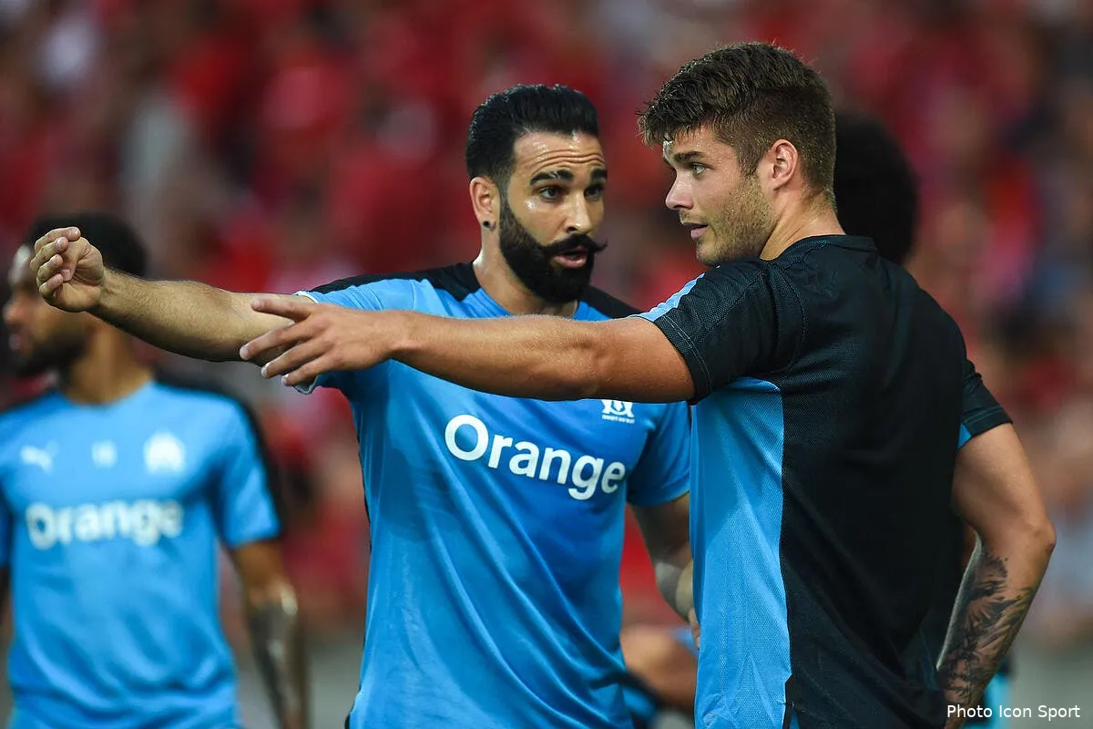 nimes om penalty oublie sur germain l arbitrage video prend cher iconsport icon dim 190818 01 02228155