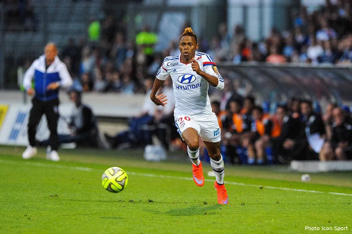 njie decu par le chant raciste ravi par les critiques iconsport jpt 150415 09 22109391