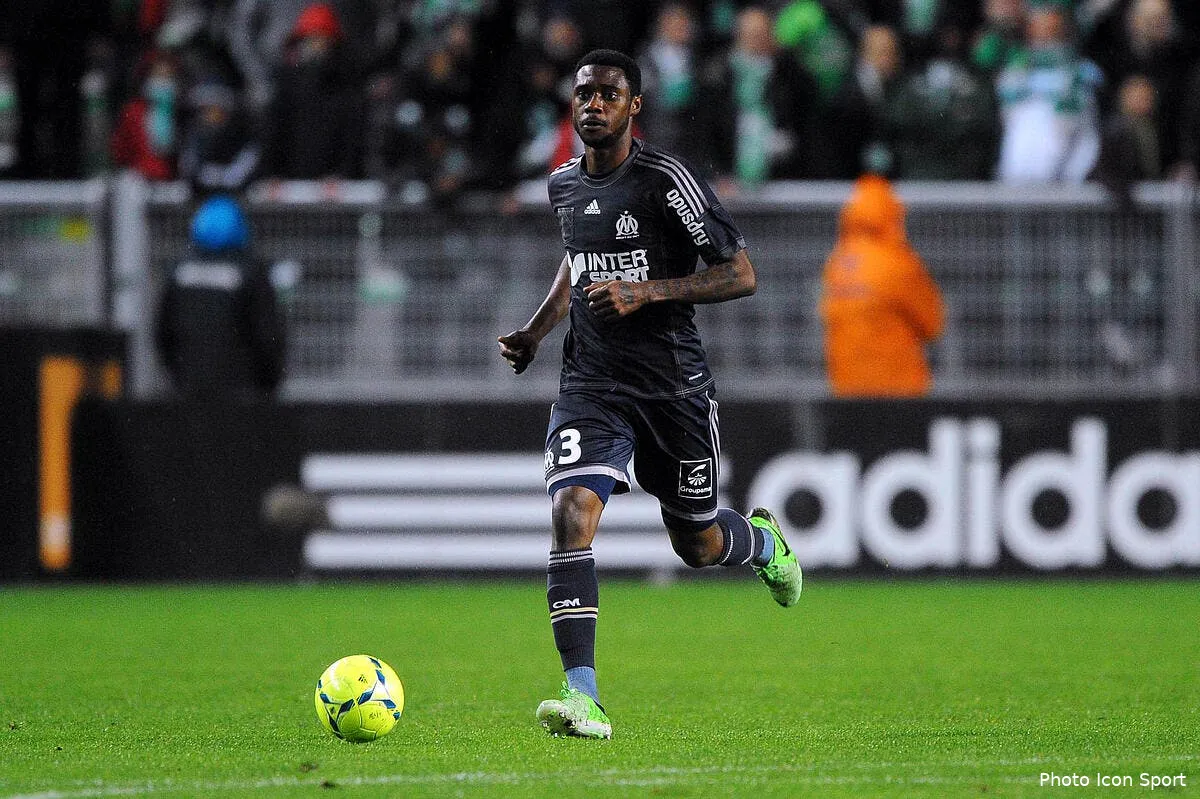 nkoulou parti pour rester a l om iconsport jpt 180513 777 6858345