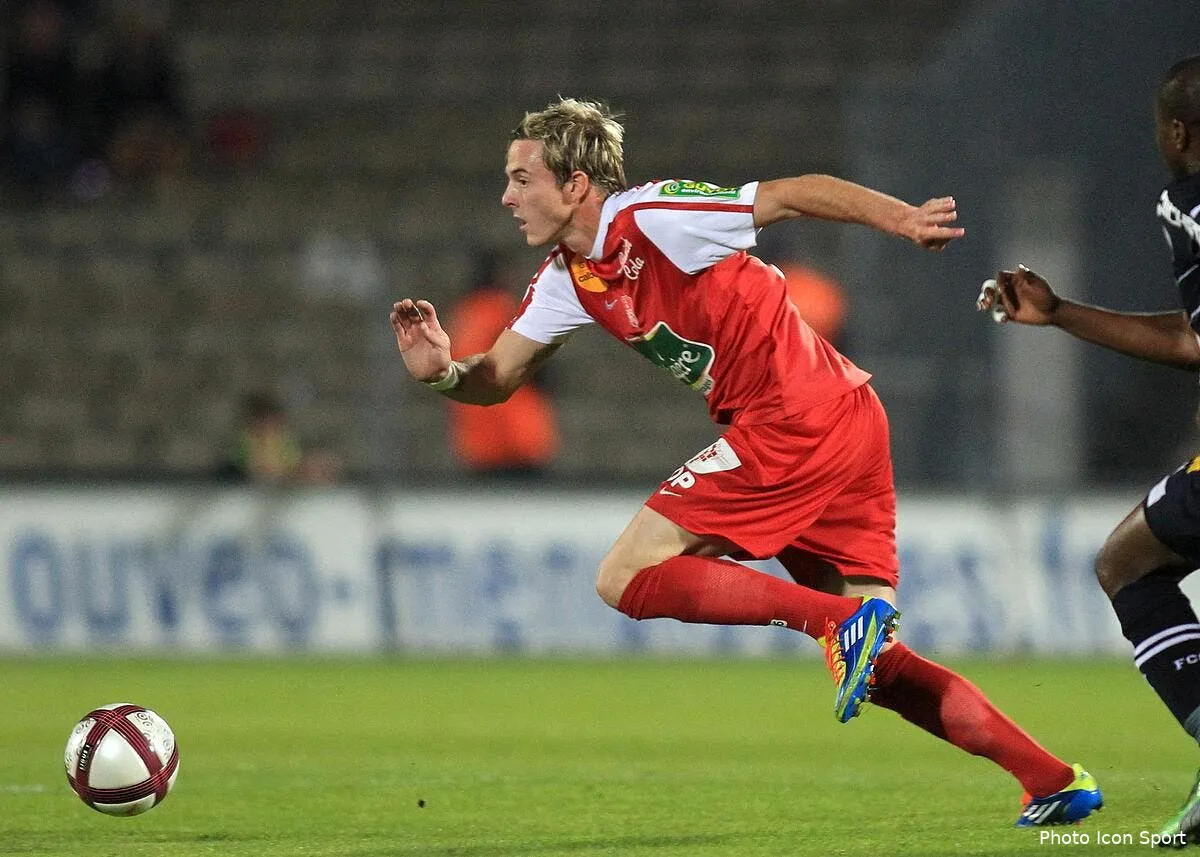 nolan roux a dit oui a lille mais iconsport blo 221011 50 6829436