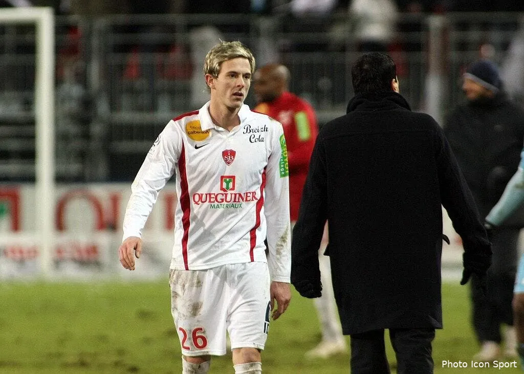 nolan roux n en pouvait plus d etre en rade 69246 17258