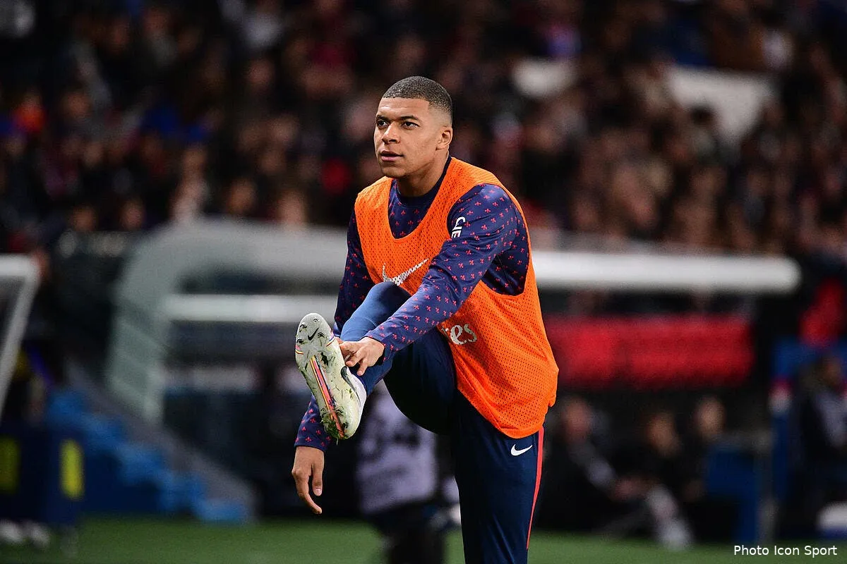 notre dame de paris le monde du foot exprime sa tristesse icon win 070419 01 86298250625