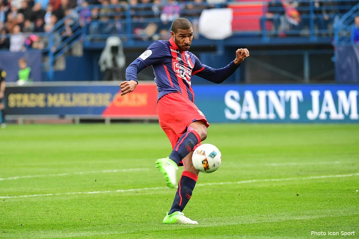 officiel adeoti quitte caen pour l aj auxerre iconsport win 300417 01 4152183101