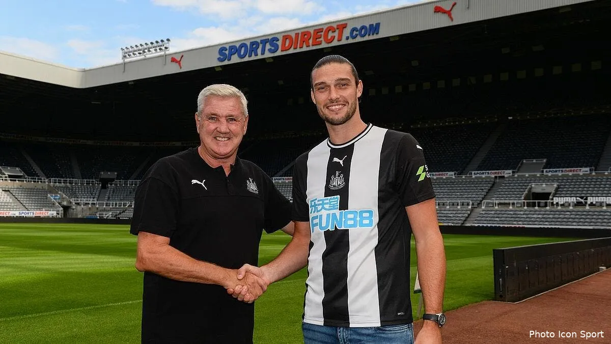 officiel andy carroll rejoint newcastle ebdy8rxxoaa1mjj260947