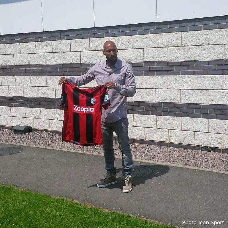 officiel anelka s engage a west bromwich albion anelka60825