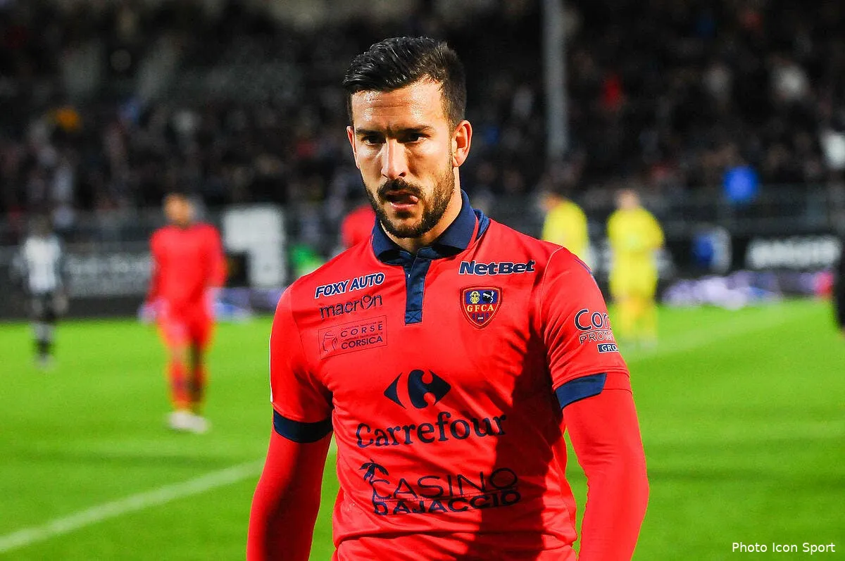 officiel angers recrute un nouveau renfort en l2 iconsport leb 090416 10 10147194