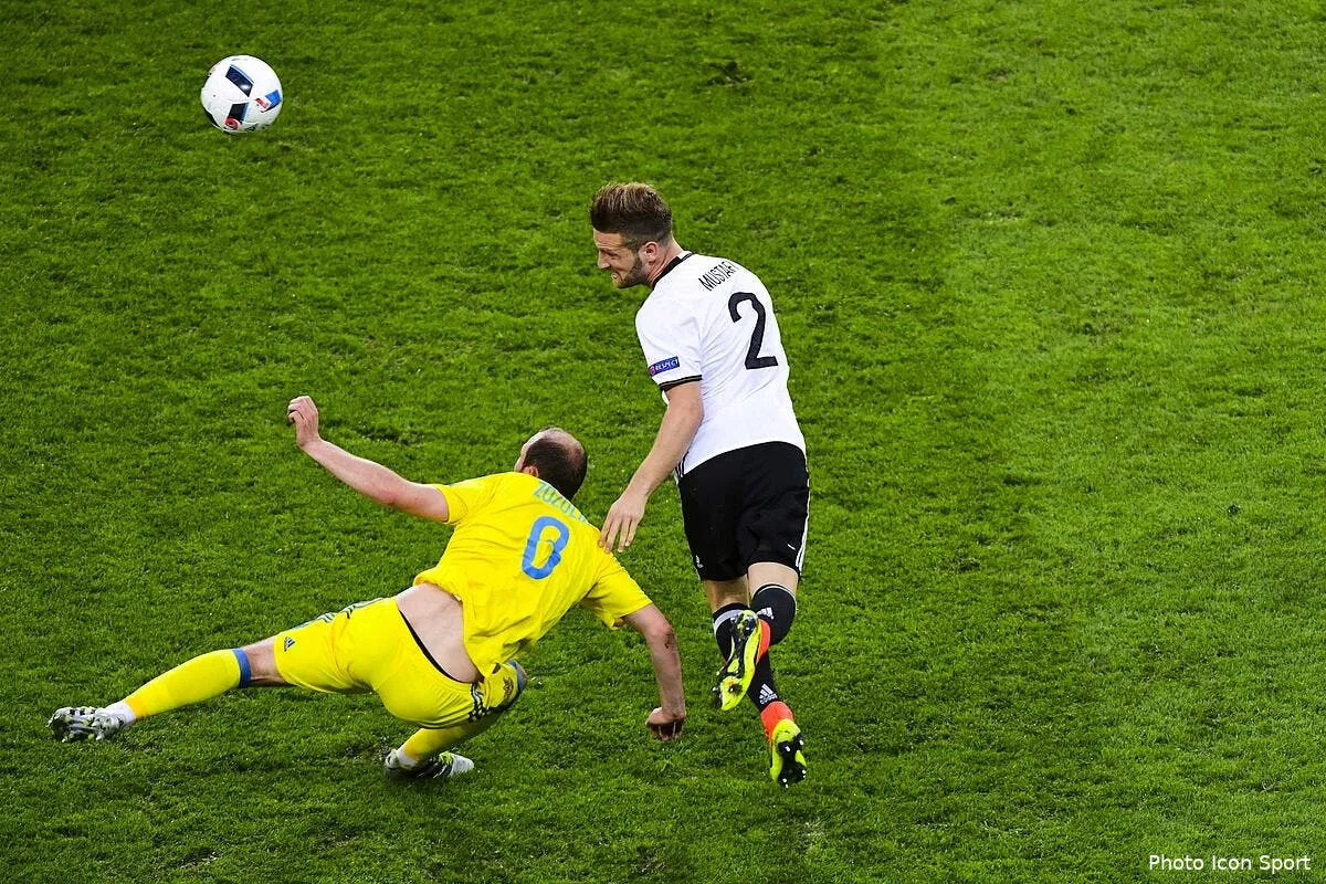 officiel arsenal enchaine avec mustafi iconsport win 120616 07 46153484