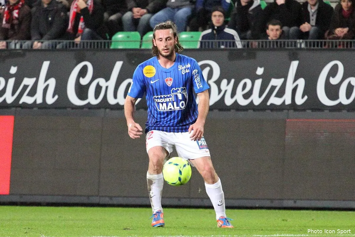 officiel baysse nouveau joueur de l asse iconsport fid 081212 89 3261227