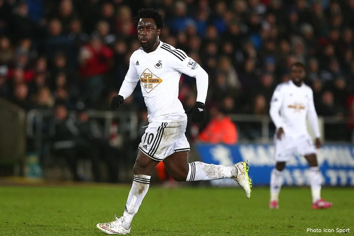 officiel bony transfere a manchester city iconsport bpi 261214 82 04101587