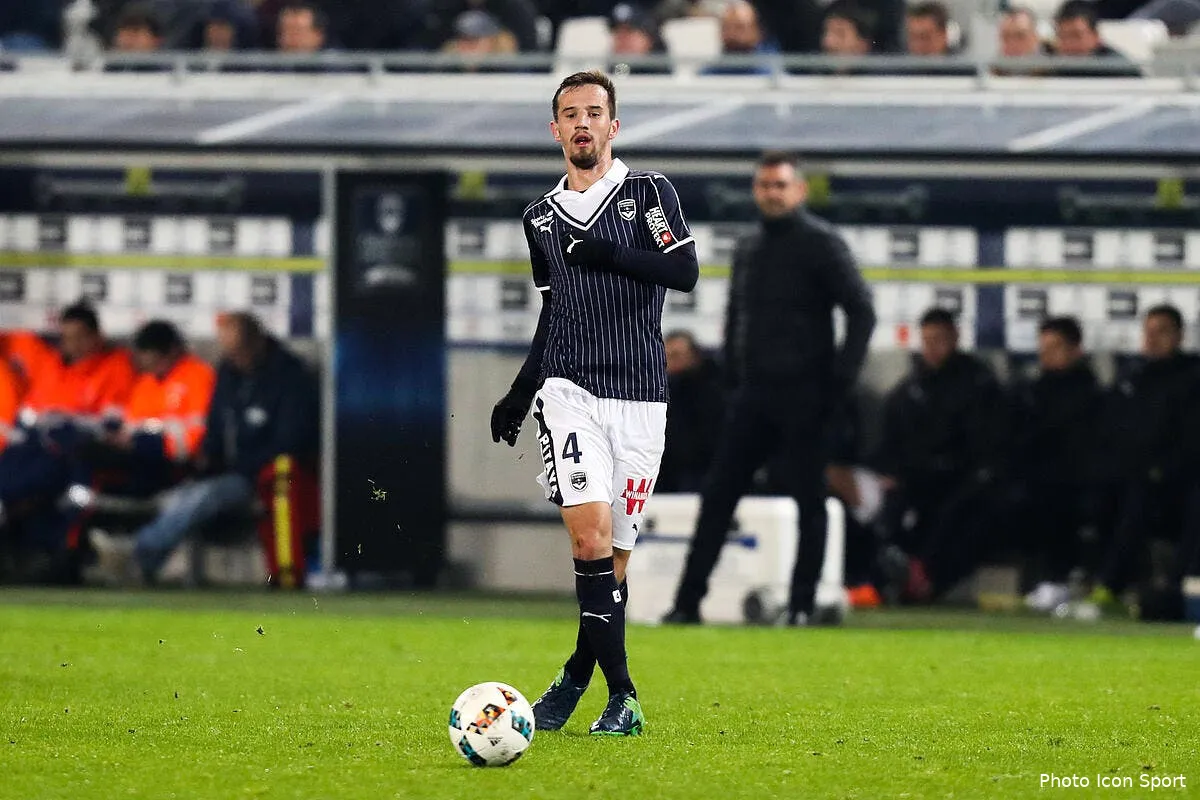 officiel bordeaux conclut le transfert de jovanovic jovanovic186379