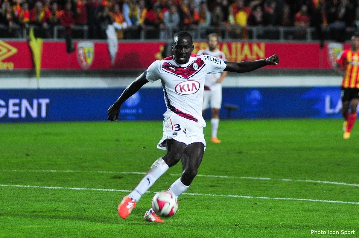 officiel bordeaux fait passer pro yambere iconsport bre 081114 08 06100003