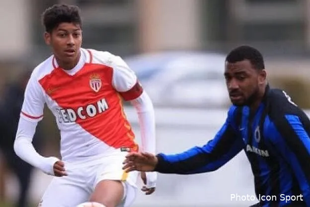 officiel boukholda rejoint bielsa a lille boukholda184999