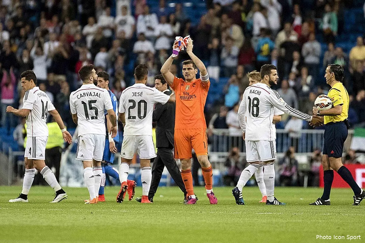 officiel casillas signe finalement a porto iconsport sho 230515 05 42115737