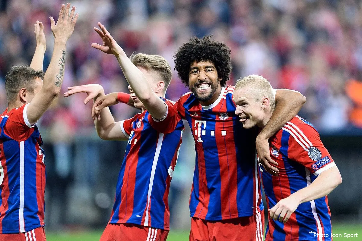 officiel dante quitte le bayern pour wolfsburg iconsport apr 210415 02 25119559