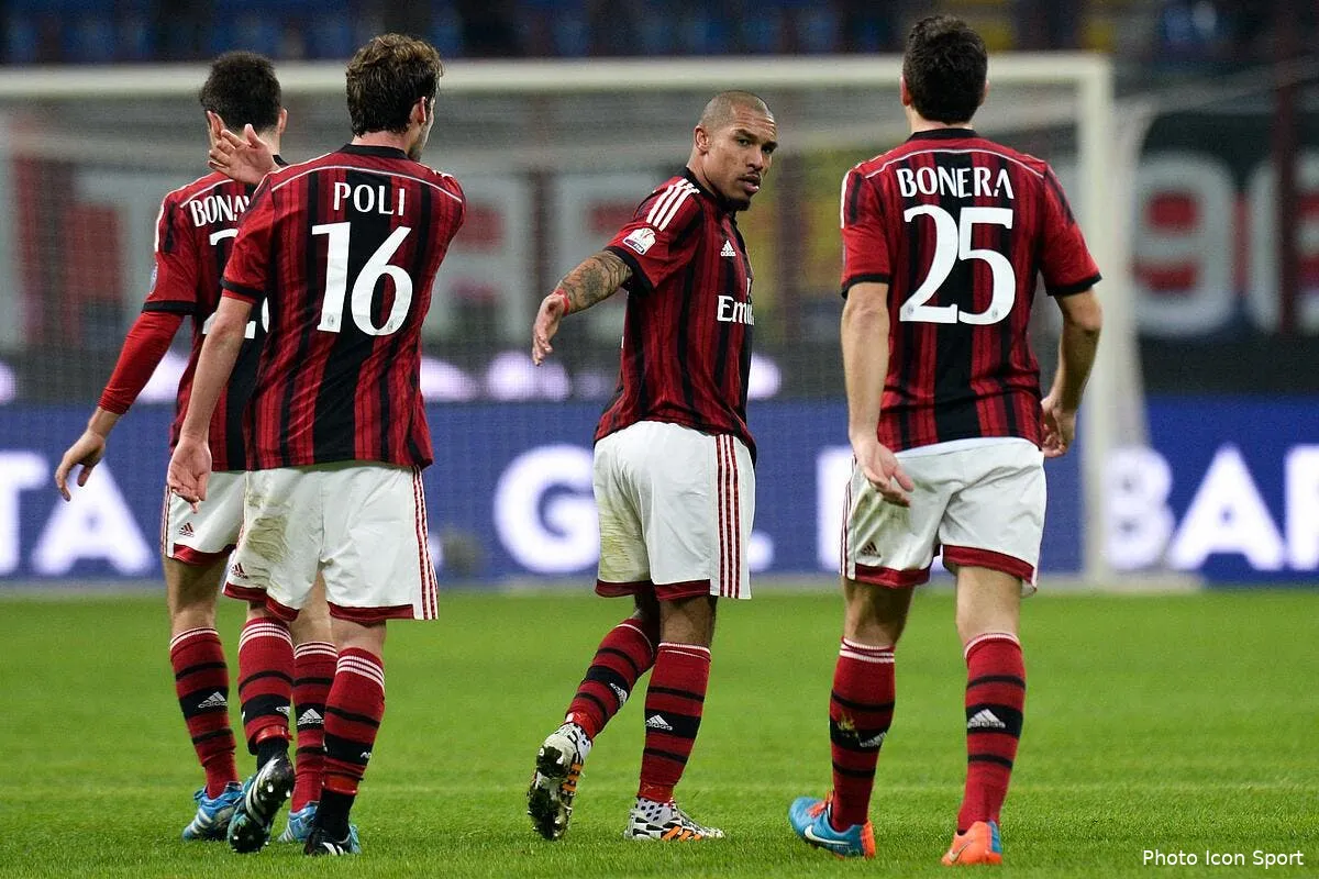 officiel de jong prolonge au milan ac iconsport ipp 130115 08 01114631