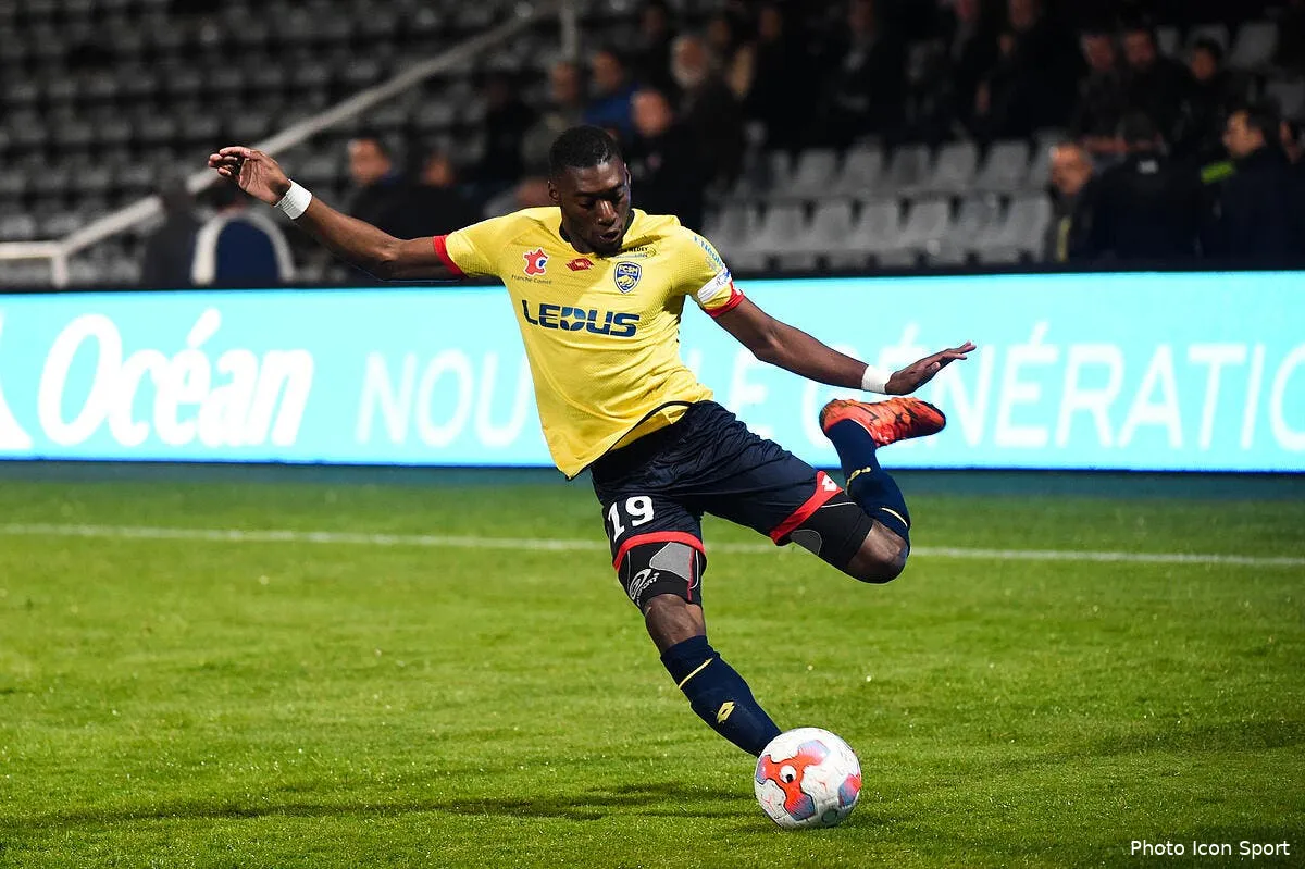 officiel direction angers pour karl toko ekambi iconsport dim 061115 08 10146682