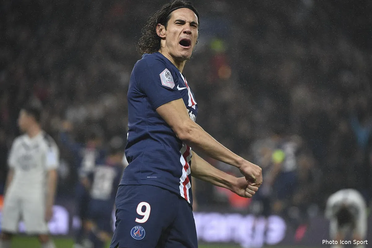 officiel edinson cavani signe a manchester united et prend le 7 icon alc 230220 45 72296045