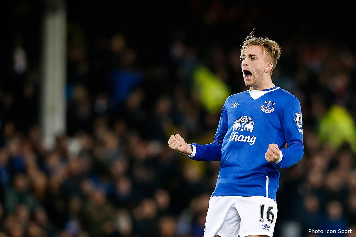 officiel everton lache enfin deulofeu au milan ac en pret iconsport 25118449168312